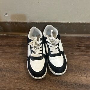 Danskin Black and White Athletic Shoes
